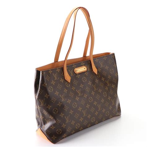 Louis Vuitton Wilshire MM Patent Leather Tote on SALE .